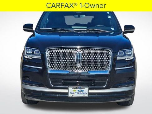 Used 2024 Lincoln Navigator L 4WD image 4