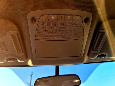 Used 2014 Nissan Sentra SR image 21