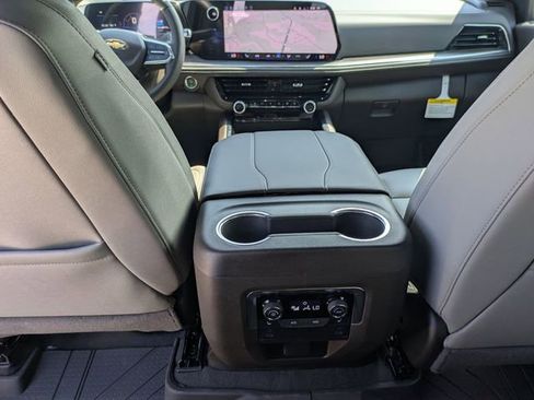 New 2026 Chevrolet Suburban LT w/ Comfort Package AWD/4WD image 29