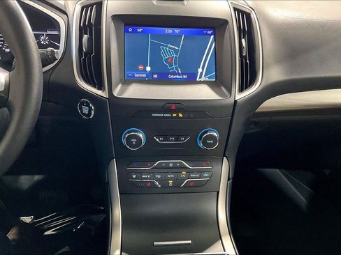 Used 2019 Ford Edge SEL w/ Equipment Group 201A AWD/4WD image 32