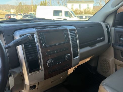 Used 2010 Dodge Ram 1500 Truck Laramie image 12