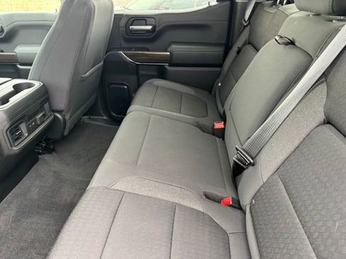 Used 2021 Chevrolet Silverado 1500 LT Trail Boss w/ Convenience Package II image 6