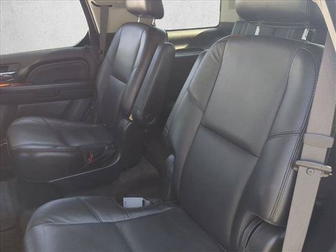 Used 2008 Cadillac Escalade AWD image 21