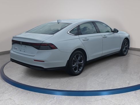 Used 2023 Honda Accord EX image 5