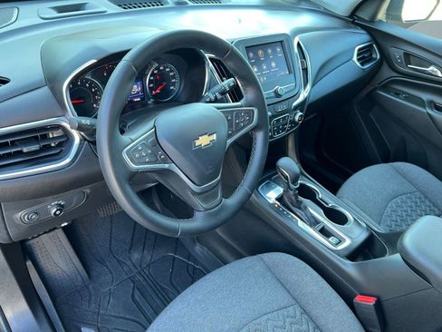 Used 2023 Chevrolet Equinox LT image 4