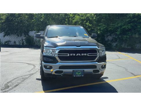 Used 2021 RAM 1500 Big Horn AWD/4WD image 3