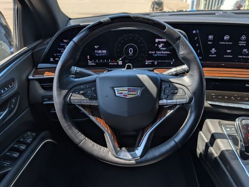 Used 2023 Cadillac Escalade Premium Luxury w/ LPO, Floor Liner Package AWD/4WD image 13