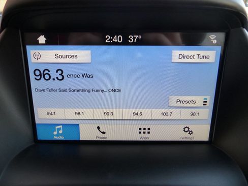 Used 2018 Ford Escape SEL image 28