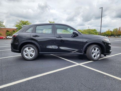 Used 2025 Honda HR-V LX image 14