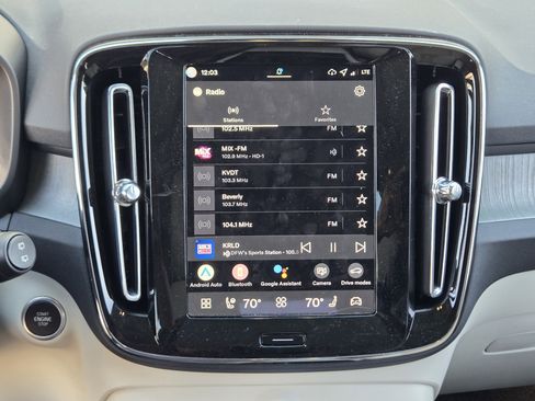 Used 2026 Volvo XC40 B5 Plus w/ Protection Package Premier image 24