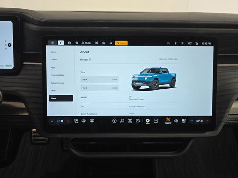 Used 2023 Rivian R1T Adventure AWD/4WD image 26