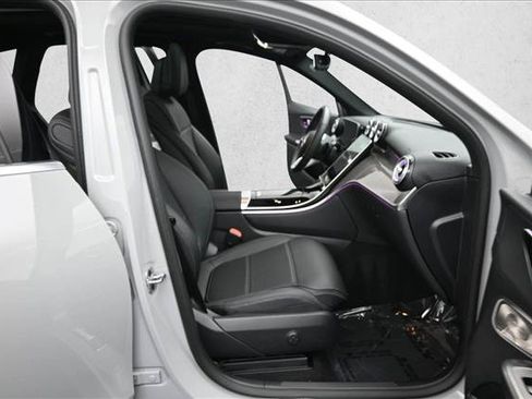 Certified 2026 Mercedes-Benz GLC 300 4MATIC image 27