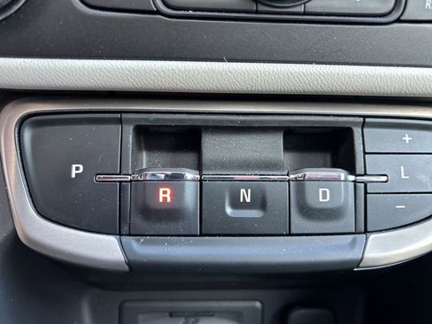 Used 2023 GMC Terrain Denali image 16