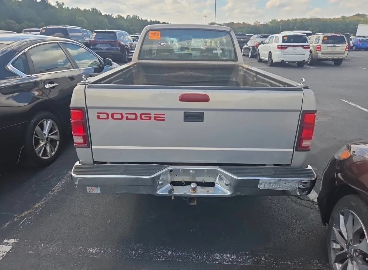 Used 1996 Dodge Dakota Sport RWD image 3