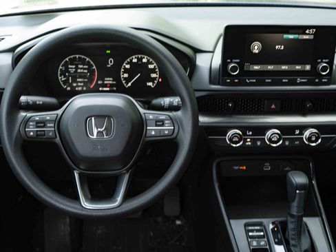 Used 2025 Honda CR-V LX image 19
