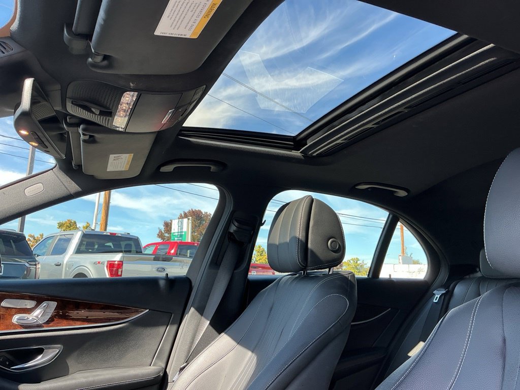 Used 2017 Mercedes-Benz E 300 4MATIC image 14