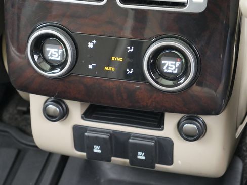 Used 2019 Land Rover Range Rover Supercharged image 37