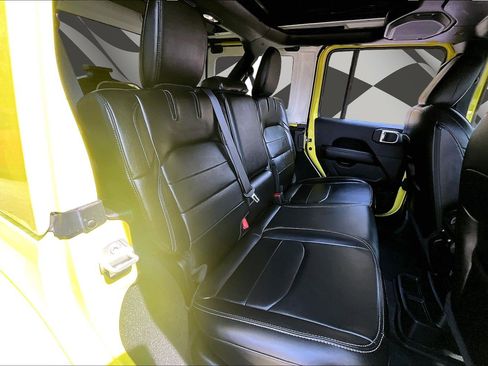 Used 2023 Jeep Wrangler Sahara w/ Cold Weather Group image 27