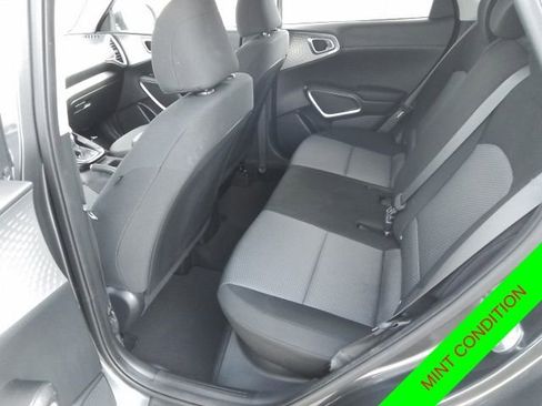 Used 2024 Kia Soul LX w/ Option Group 015 image 11