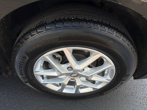 Used 2022 Chevrolet Equinox LT FWD image 26