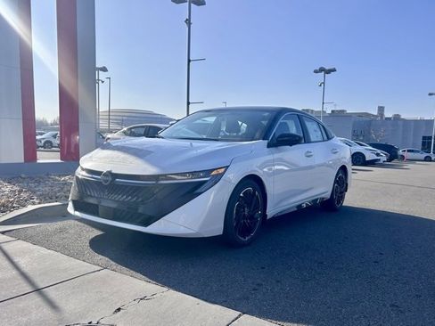 New 2026 Nissan Sentra SR image 2