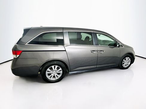 Used 2016 Honda Odyssey SE image 10