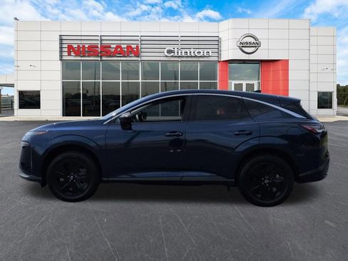 Certified 2025 Nissan Murano SV FWD image 6