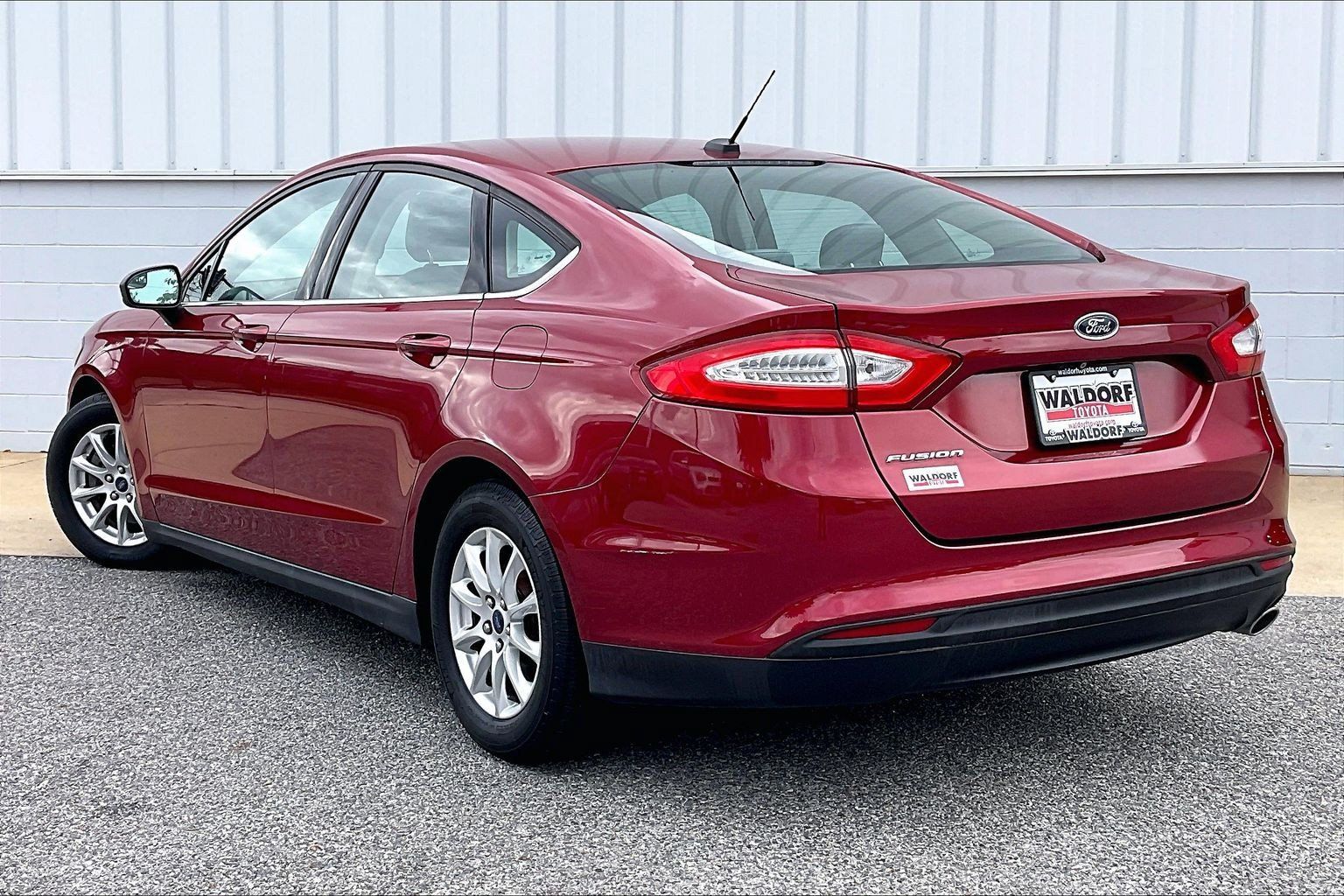 Used 2015 Ford Fusion S FWD image 15