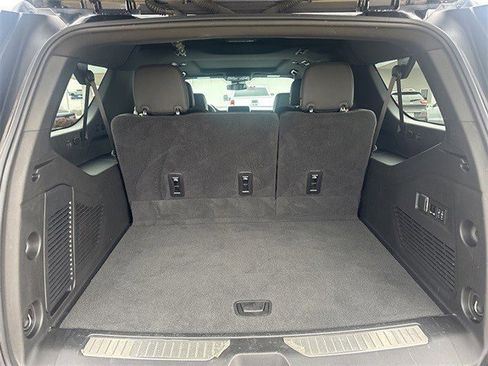 Certified 2024 Chevrolet Suburban RST w/ Sport Performance Package image 8