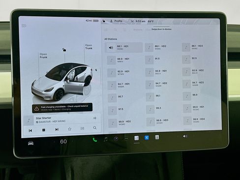 Used 2023 Tesla Model Y Long Range image 19