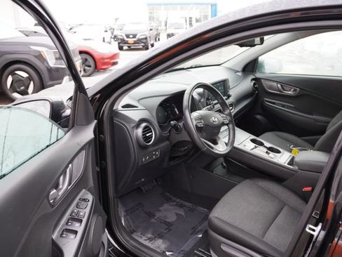 Used 2019 Hyundai Kona SEL image 14