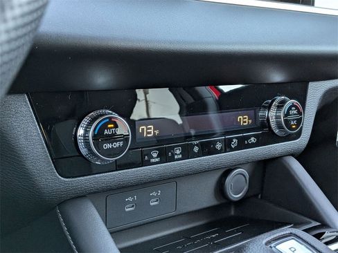 New 2025 Mitsubishi Outlander ES image 22