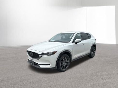 Used 2018 MAZDA CX-5 Touring image 1