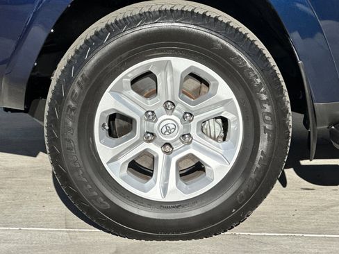 Used 2023 Toyota 4Runner SR5 Premium image 27