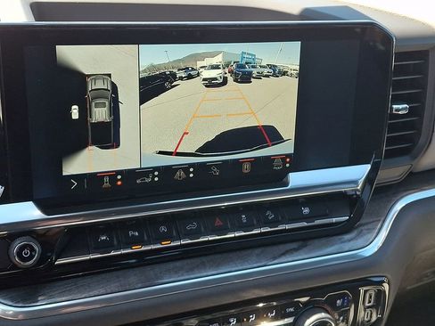 Used 2025 Chevrolet Silverado 1500 LTZ w/ LTZ Premium Package image 18