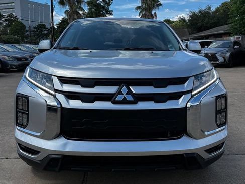Used 2021 Mitsubishi Outlander Sport ES FWD image 2