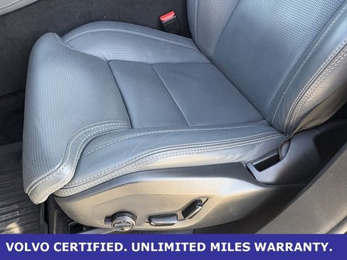 Certified 2024 Volvo XC90 B6 Ultimate w/ Lounge Package image 29