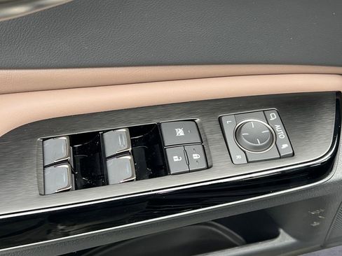 New 2025 Lexus ES 350 w/ Premium Package image 11