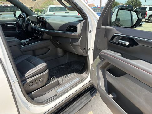 Used 2025 Chevrolet Tahoe RST w/ Comfort Package RWD image 9