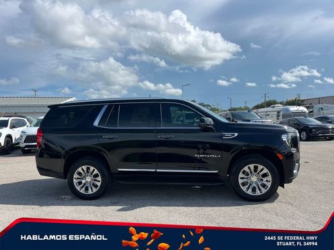 Certified 2024 GMC Yukon Denali w/ Advanced Technology Package AWD/4WD image 8