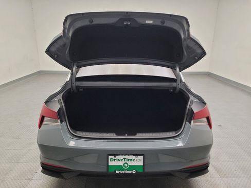 Used 2022 Hyundai Elantra SEL FWD image 29