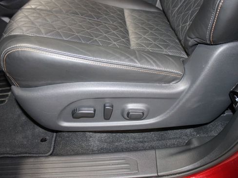 Used 2024 Nissan Murano Platinum image 18