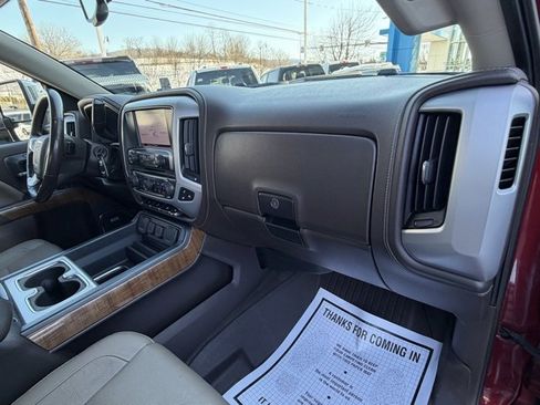 Used 2018 GMC Sierra 1500 SLT w/ SLT Premium Package image 39