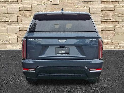 Certified 2026 Cadillac Escalade IQL Sport 2 w/ LPO, Premium Carpet Package AWD/4WD image 3