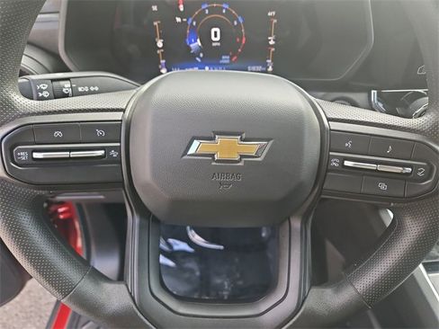 Used 2023 Chevrolet Colorado W/T image 11