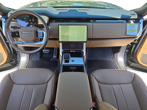 New 2026 Land Rover Range Rover Long Wheelbase Autobiography AWD/4WD image 9