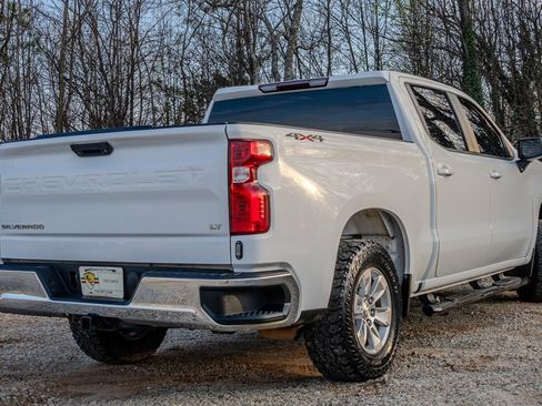 Used 2019 Chevrolet Silverado 1500 LT w/ Remote Start Package image 5