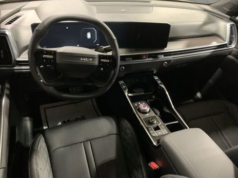 New 2026 Kia Sorento SX Prestige AWD/4WD image 11