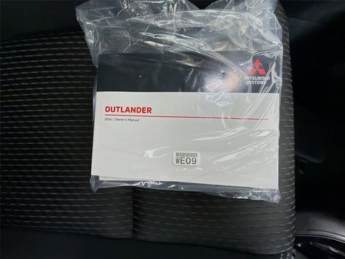 New 2026 Mitsubishi Outlander ES image 20