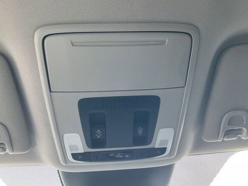 Certified 2023 Honda Pilot Elite image 19